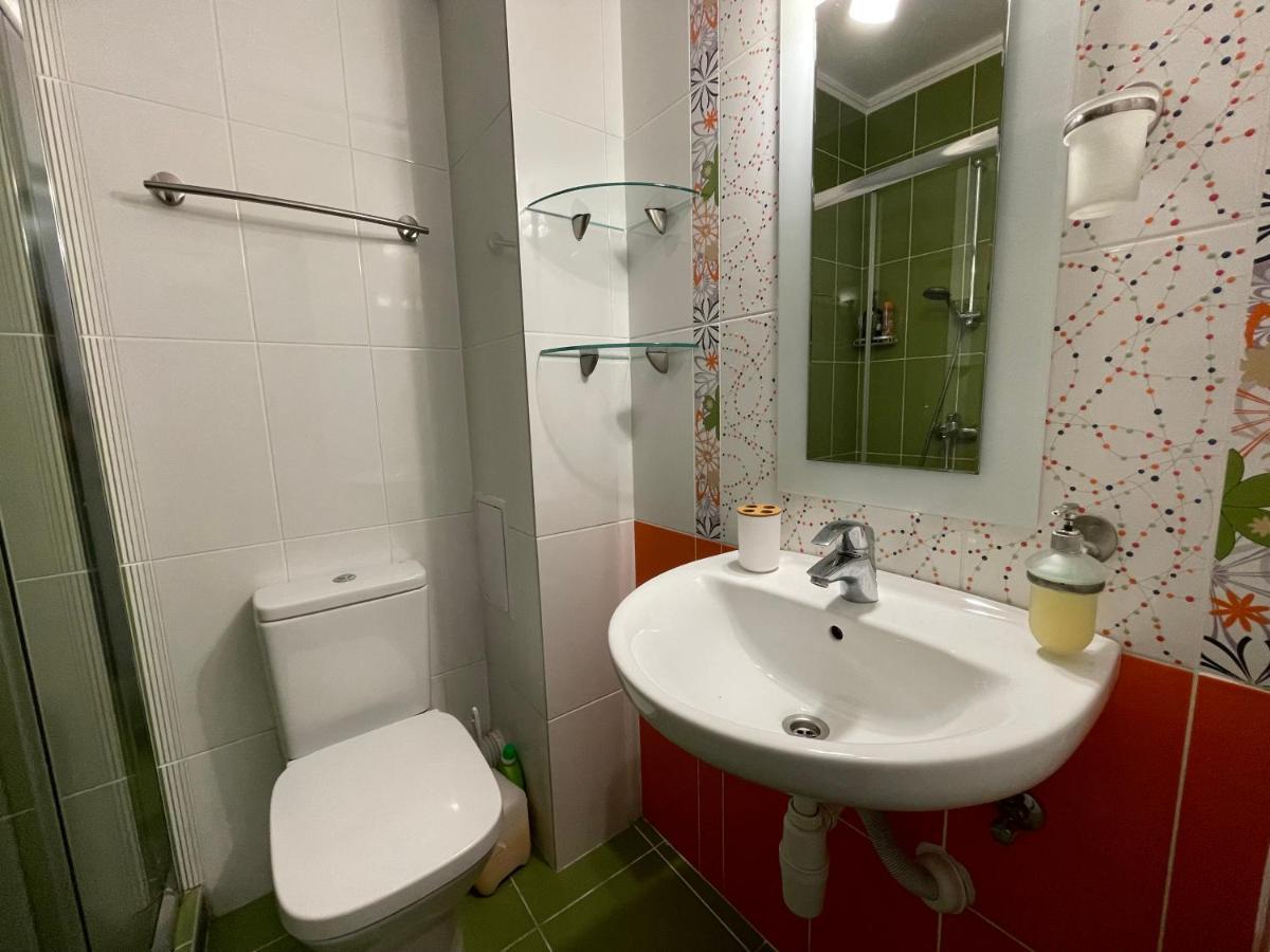 Bright 1Bd Apartment With Nice Terrace Burgas Esterno foto